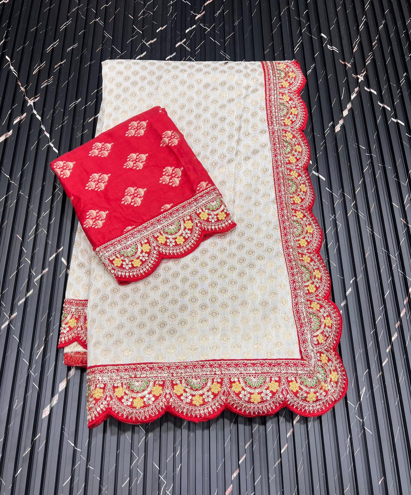 Saree