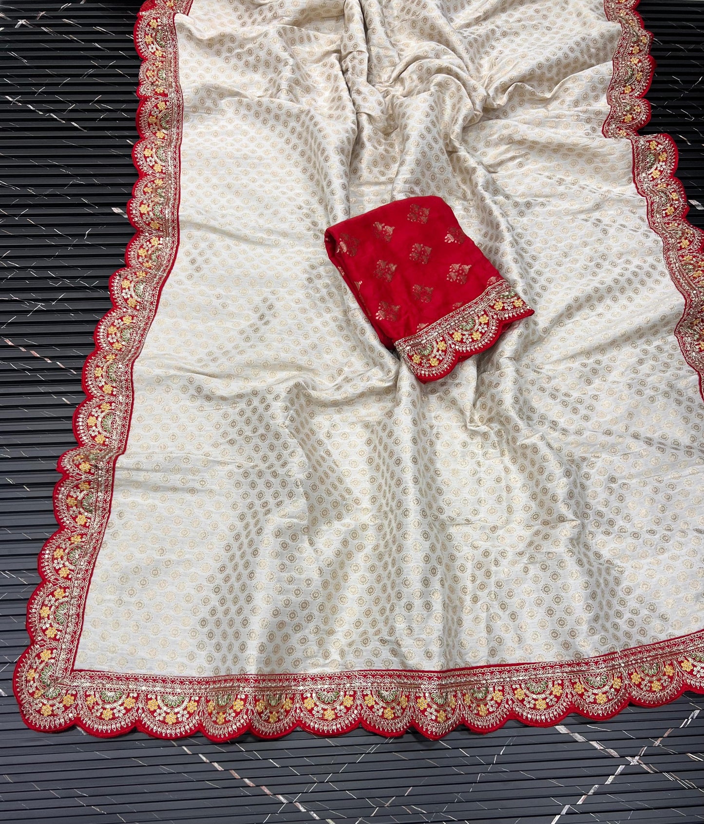 Saree