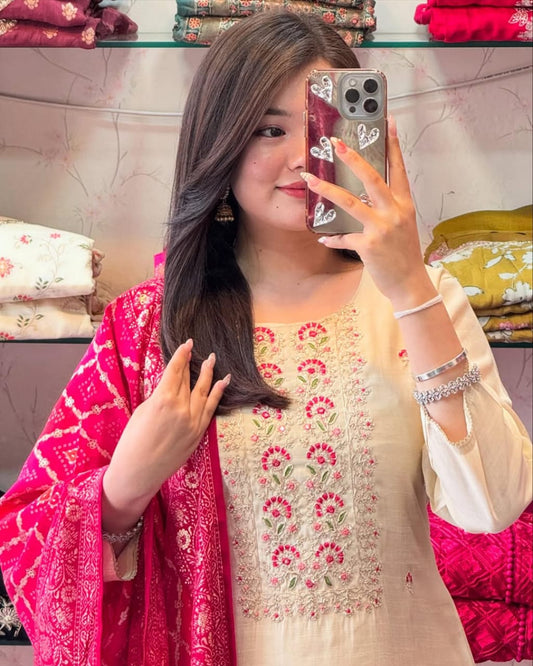 Banana Silk Kurti Pant Dupatta Set
